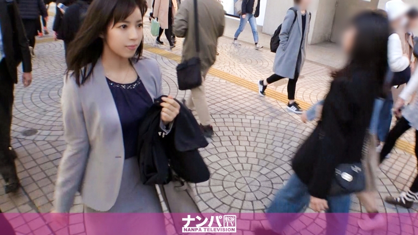 マジ軟派、初撮。 1322 新宿で見つけた縁起良き名前の美女「れいわ」さん♪ホテルに連れ込み、ストッキング引き裂いて豪快潮吹き♪スレンダーな体型が際立つ立ちバックは必見！！