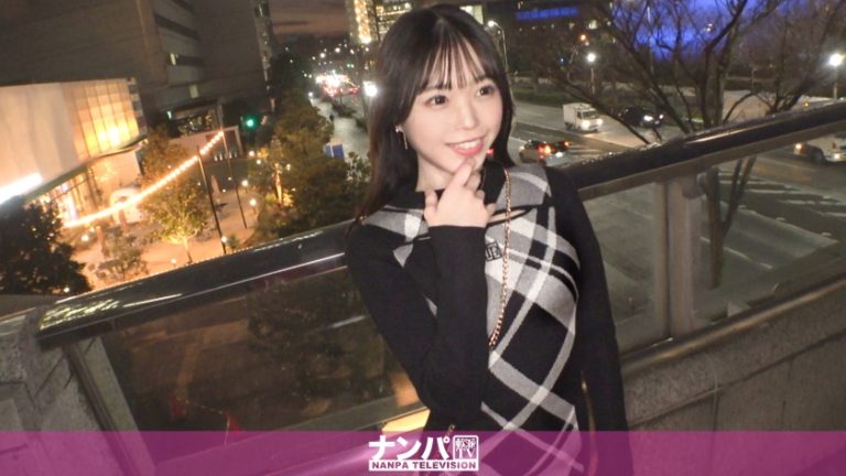 【200GANA-3212】マジ軟派、初撮。 2162 ショップのホームページにも載ってる？！仕事納めの人気アパレル店員とノリノリ濃厚セックス納め！小動物系の愛くるしい顔！華奢な骨格に不釣り合いな巨乳！すぐイキ機能搭載の潮吹きキツキツ華奢ま●こ！万年笑顔のおしゃべり娘を強烈ピストンでイカせて黙らせる！！